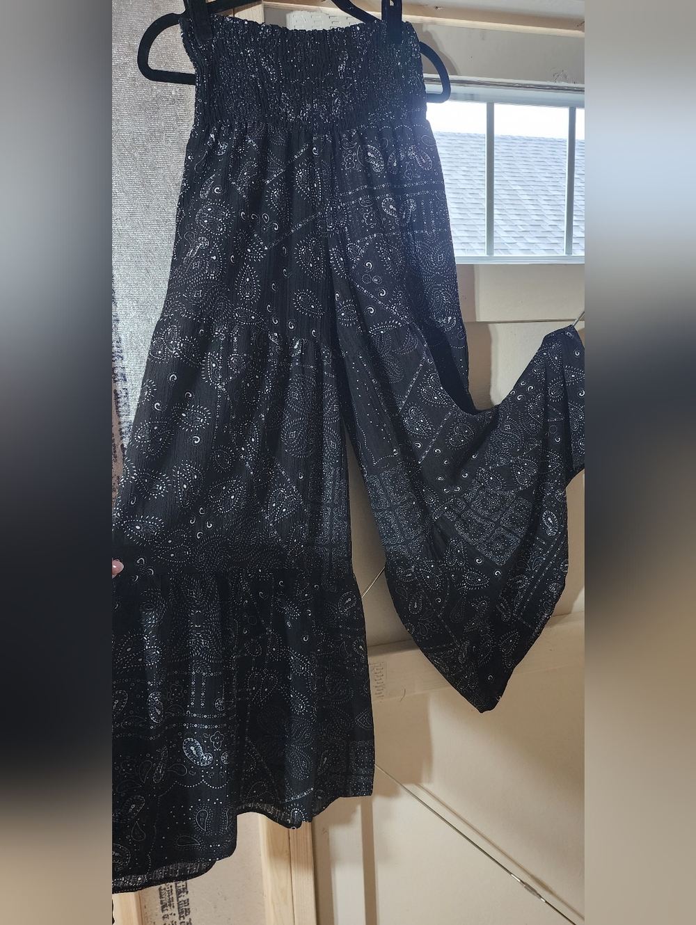 SOLD!! NEW!!!"POL Style" Fabulous & Flowy Black Paisley WideLeg Pants , NWT - Picture 6 of 6